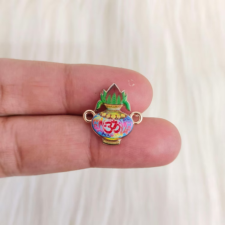 Kalash 3D Rakhi Charm